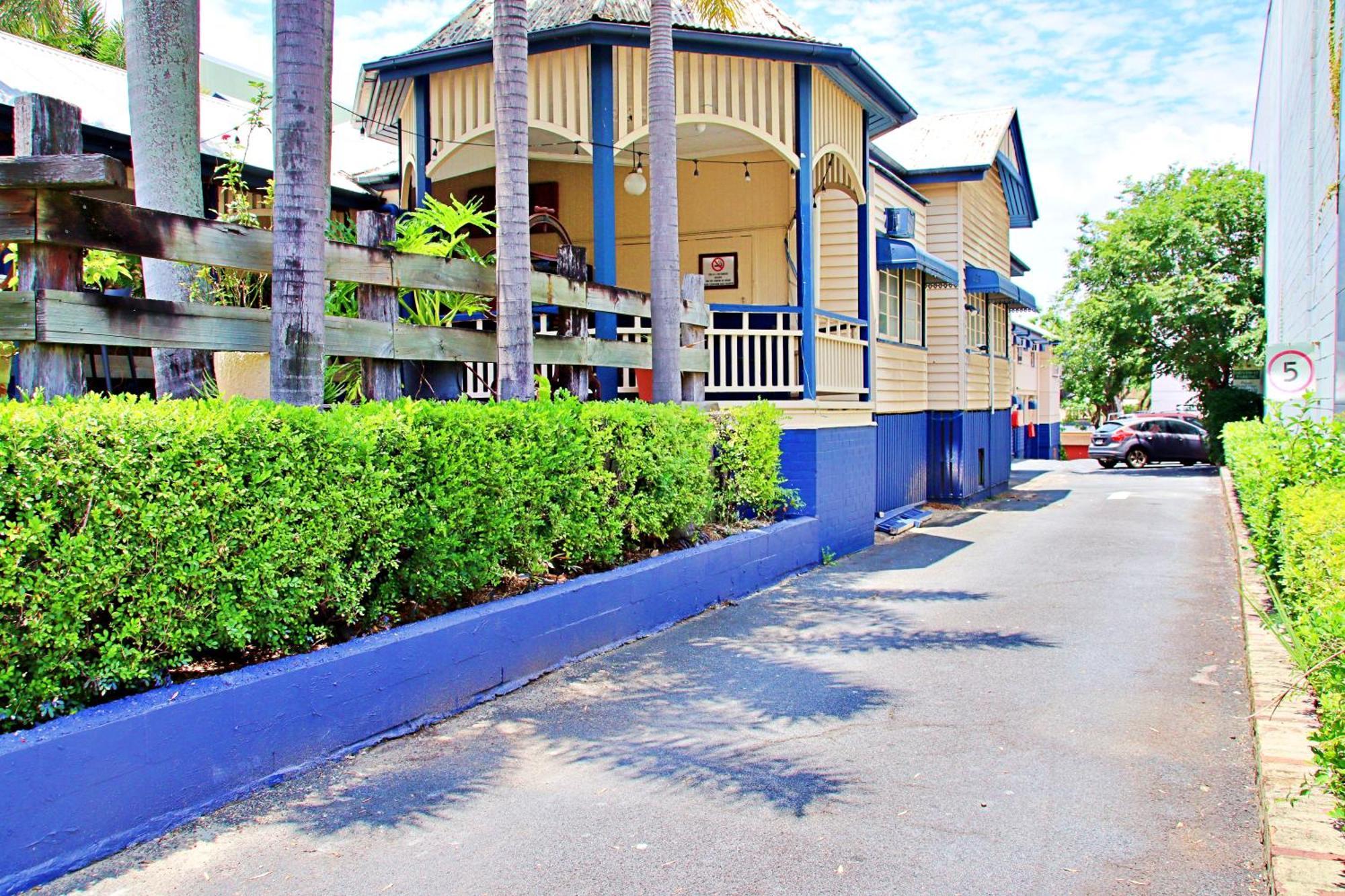 במוטל Brisbane Manor מראה חיצוני תמונה